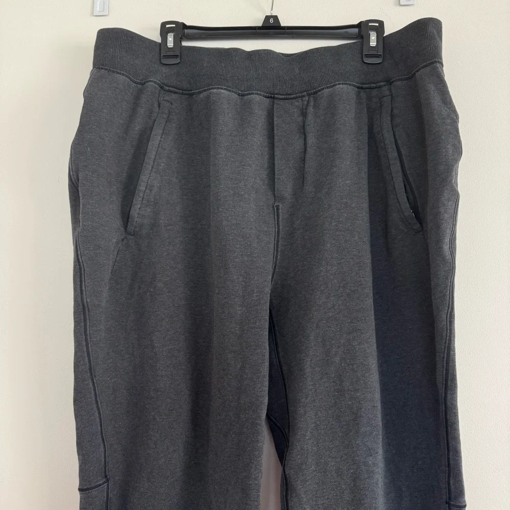 Lululemon Cross Cut Jogger - Picture 5 of 8